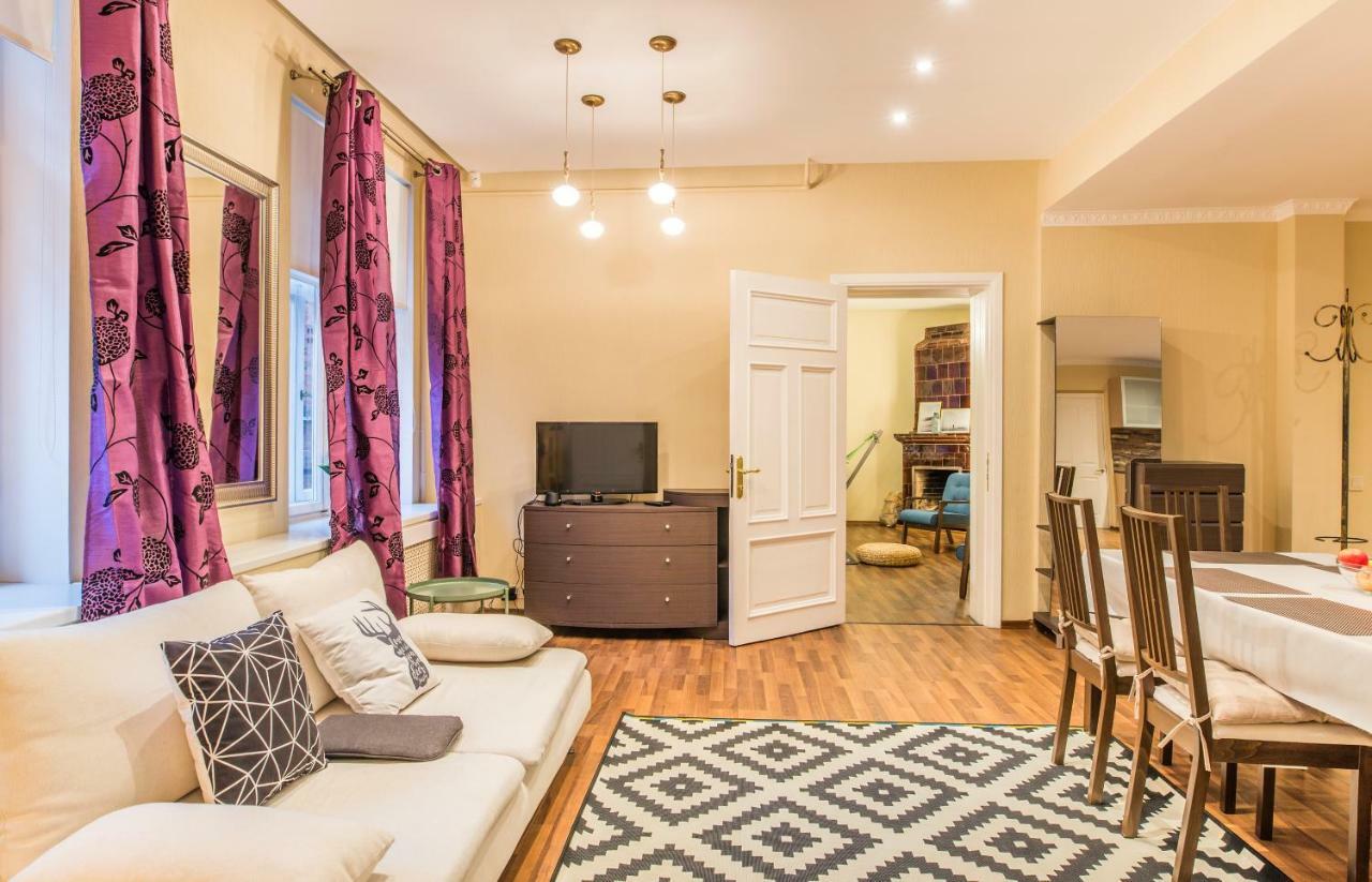 Charming Spacious 3 Bedroom In Old Town 公寓 里加