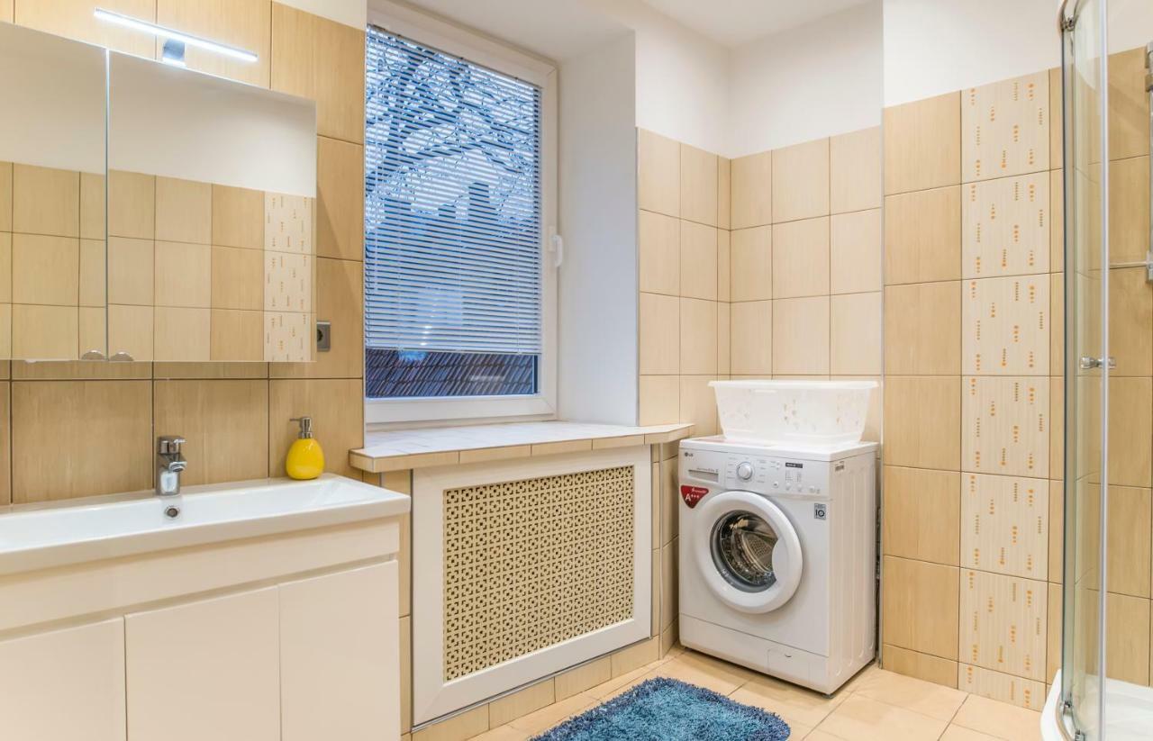 Charming Spacious 3 Bedroom In Old Town 公寓 *